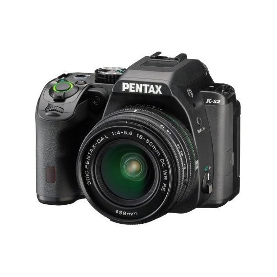 Pentax K-S2 kit (18-50mm + 50-200 mm WR)