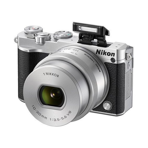 Nikon 1 J5 kit (10-30mm VR) Silver
