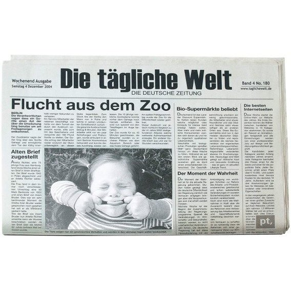 Коврик-фоторамка Present Time под посуду Newspaper German (PT 1141 GR)