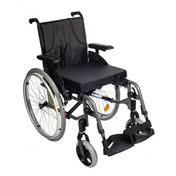 Инвалидная коляска Invacare Action 3 NG 48 см серая (2000444004334)