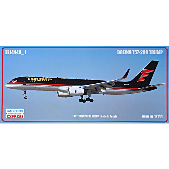 Пассажирский самолет Eastern Express Boeing 757-200 Trump