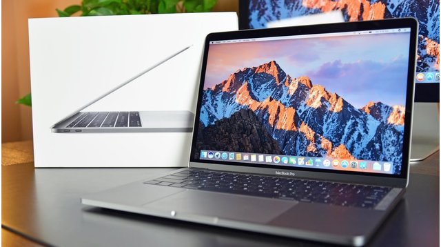 Space Gray MacBook Pro 13 цена